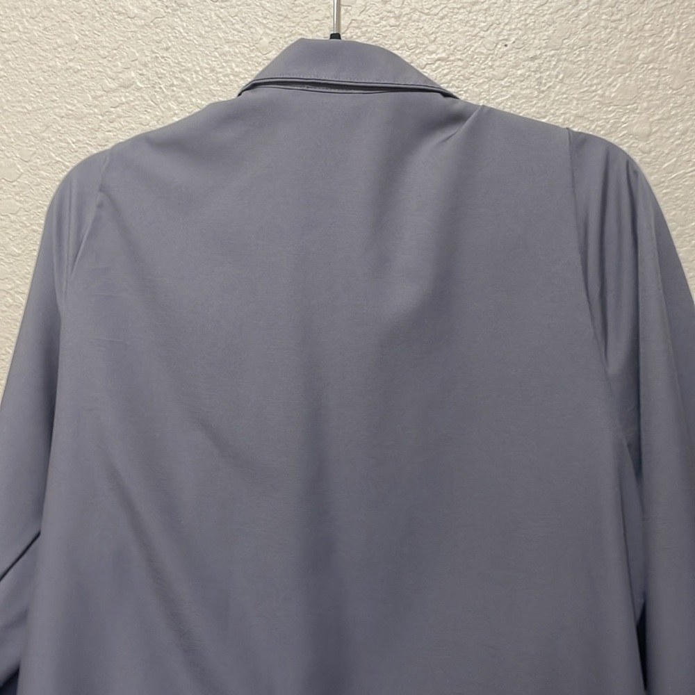Nike Dri-Fit Men's Gray Lightweight Jacket. Very Good Condition. Size M. - Picture 6 of 10